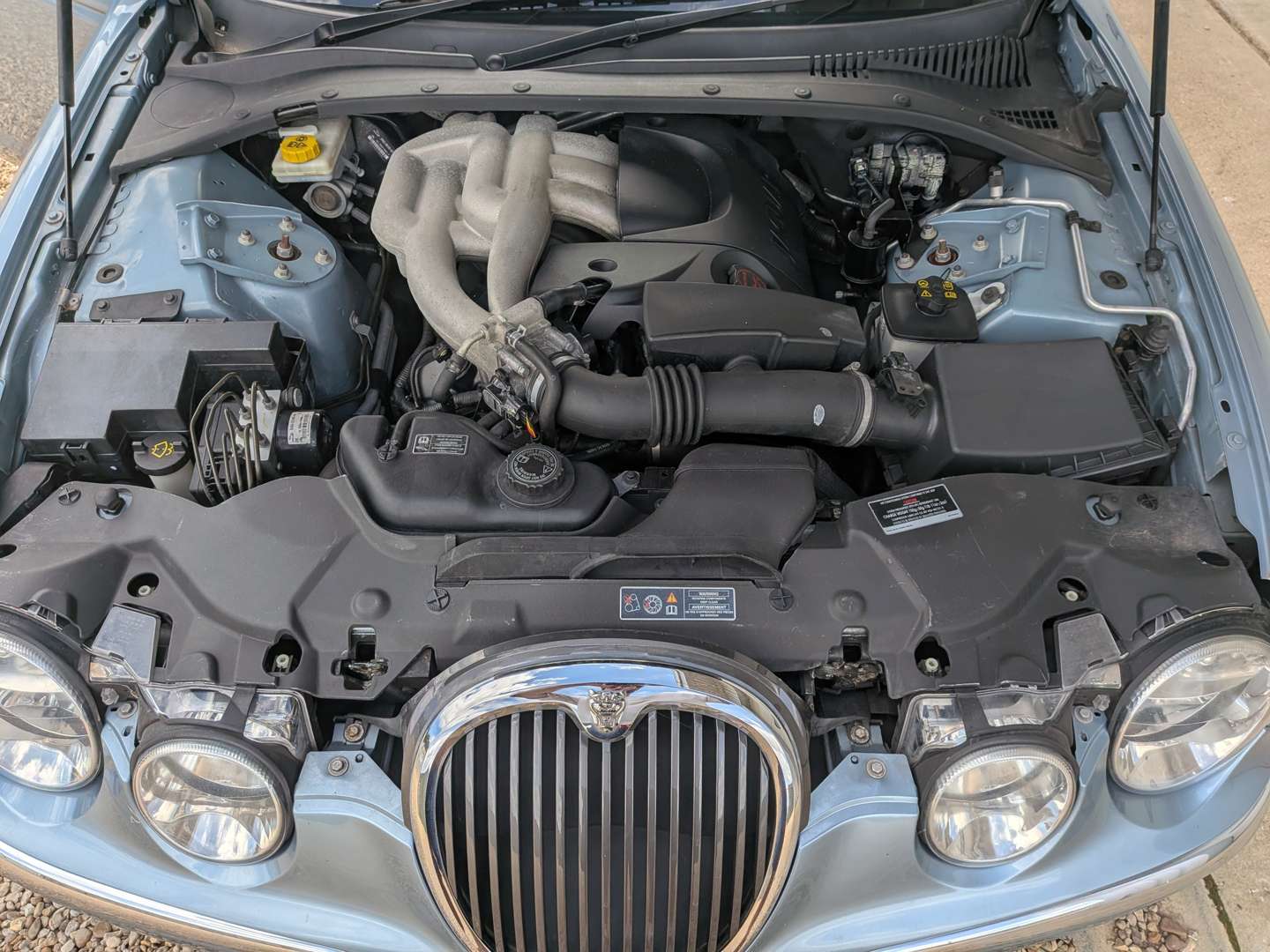 <p>2002 JAGUAR S-TYPE V6 SE AUTO</p>