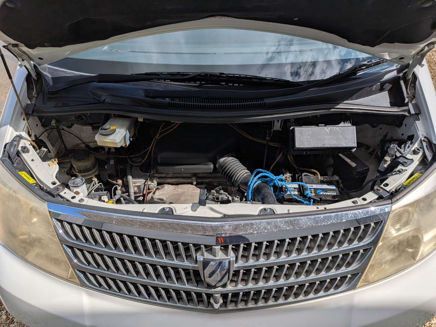 <p>2003 TOYOTA ALPHARD</p>