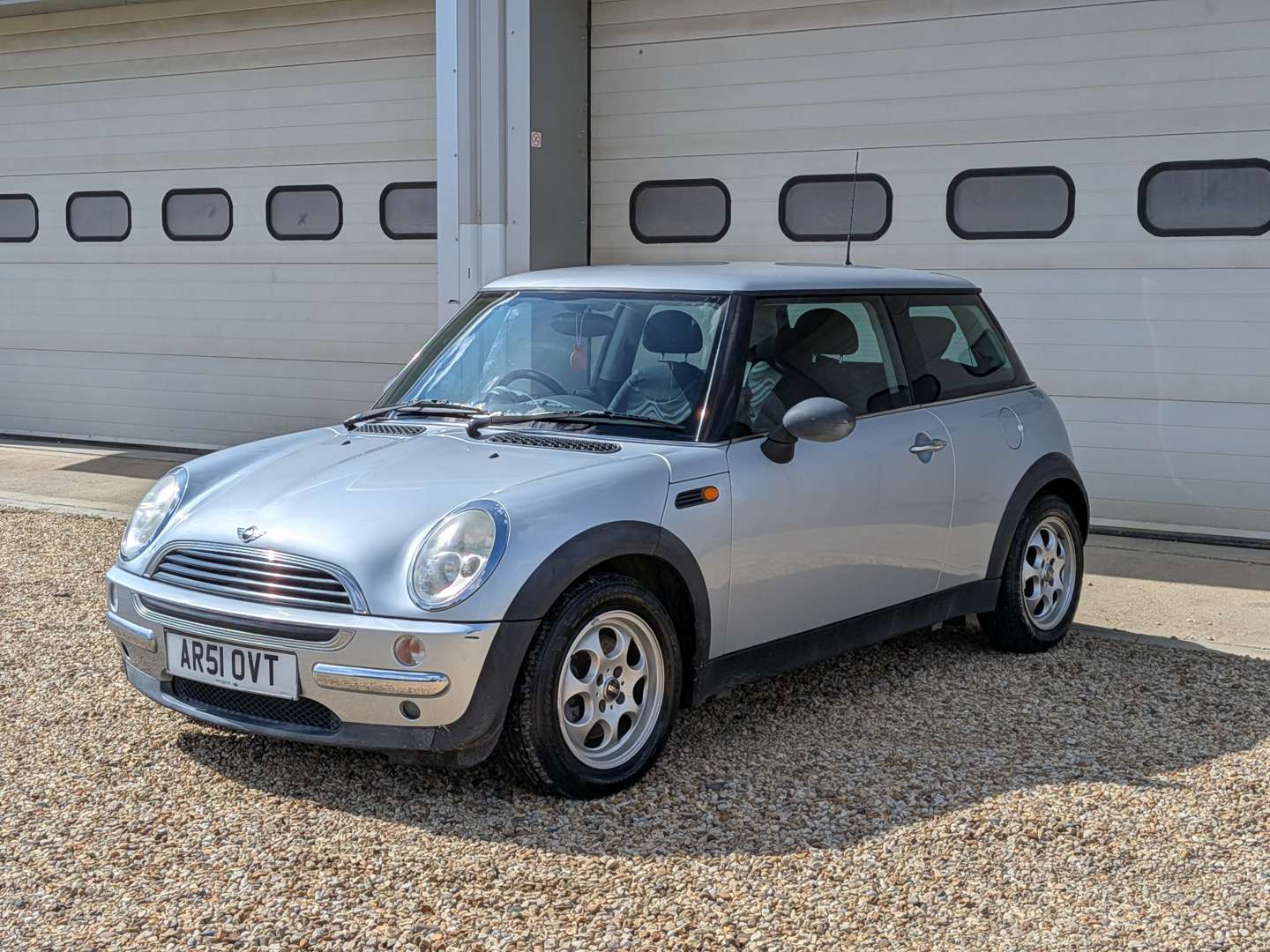 <p>2002 MINI ONE</p>