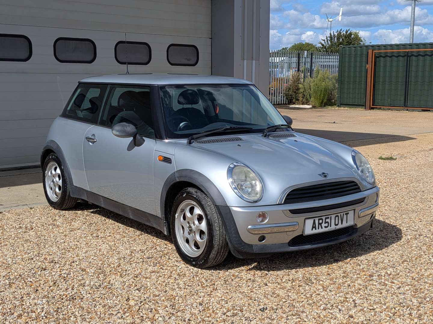 <p>2002 MINI ONE</p>