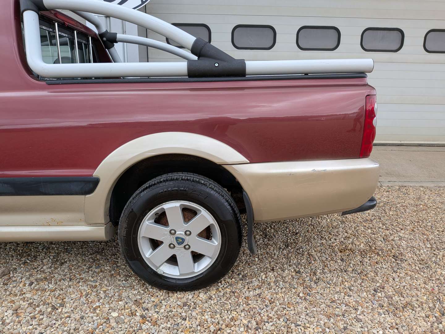 <p>2005 PROTON JUMBUCK GLS</p>