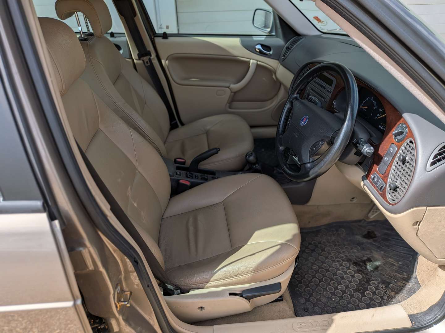 <p>2002 SAAB 9-3 TiD</p>