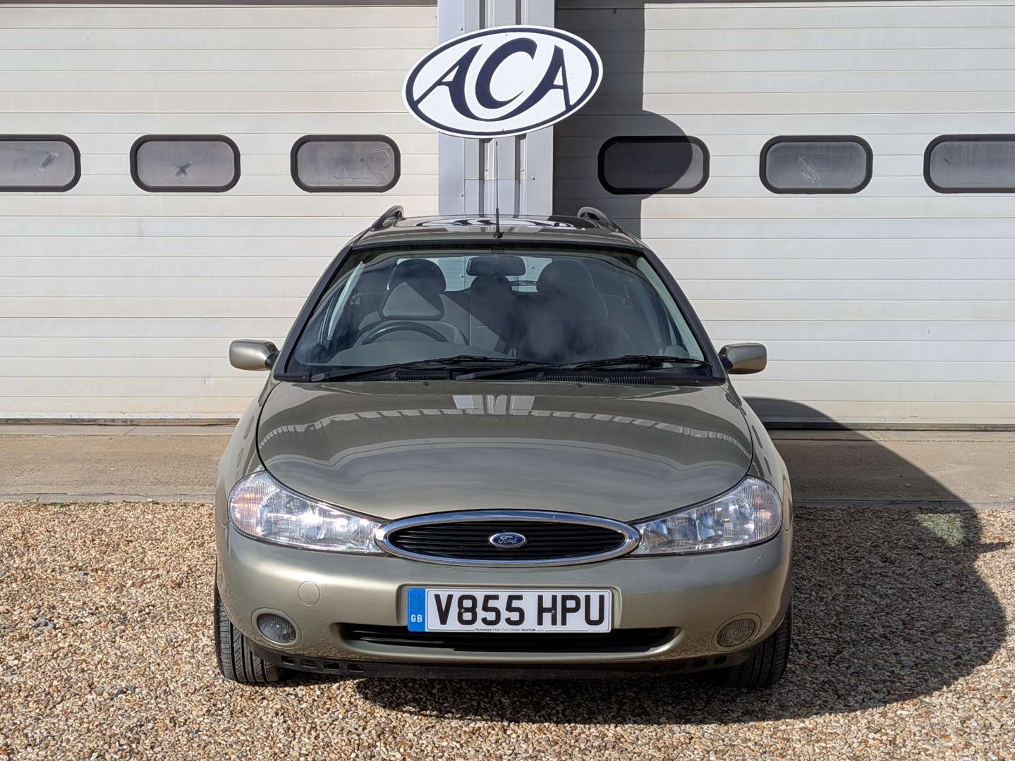 <p>1999 FORD MONDEO GHIA AUTO</p>