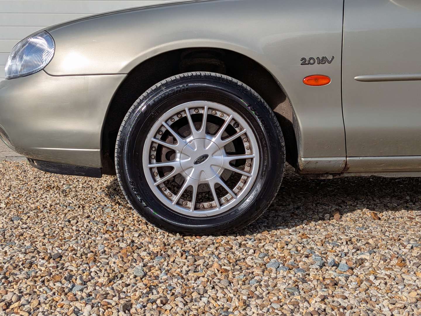 <p>1999 FORD MONDEO GHIA AUTO</p>