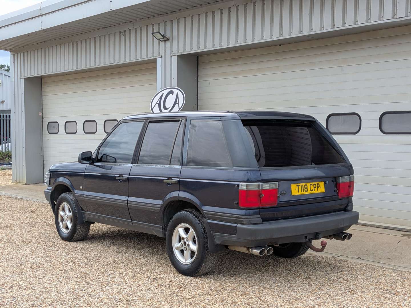 <p>1999 RANGE ROVER P38 4.6 AUTO</p>
