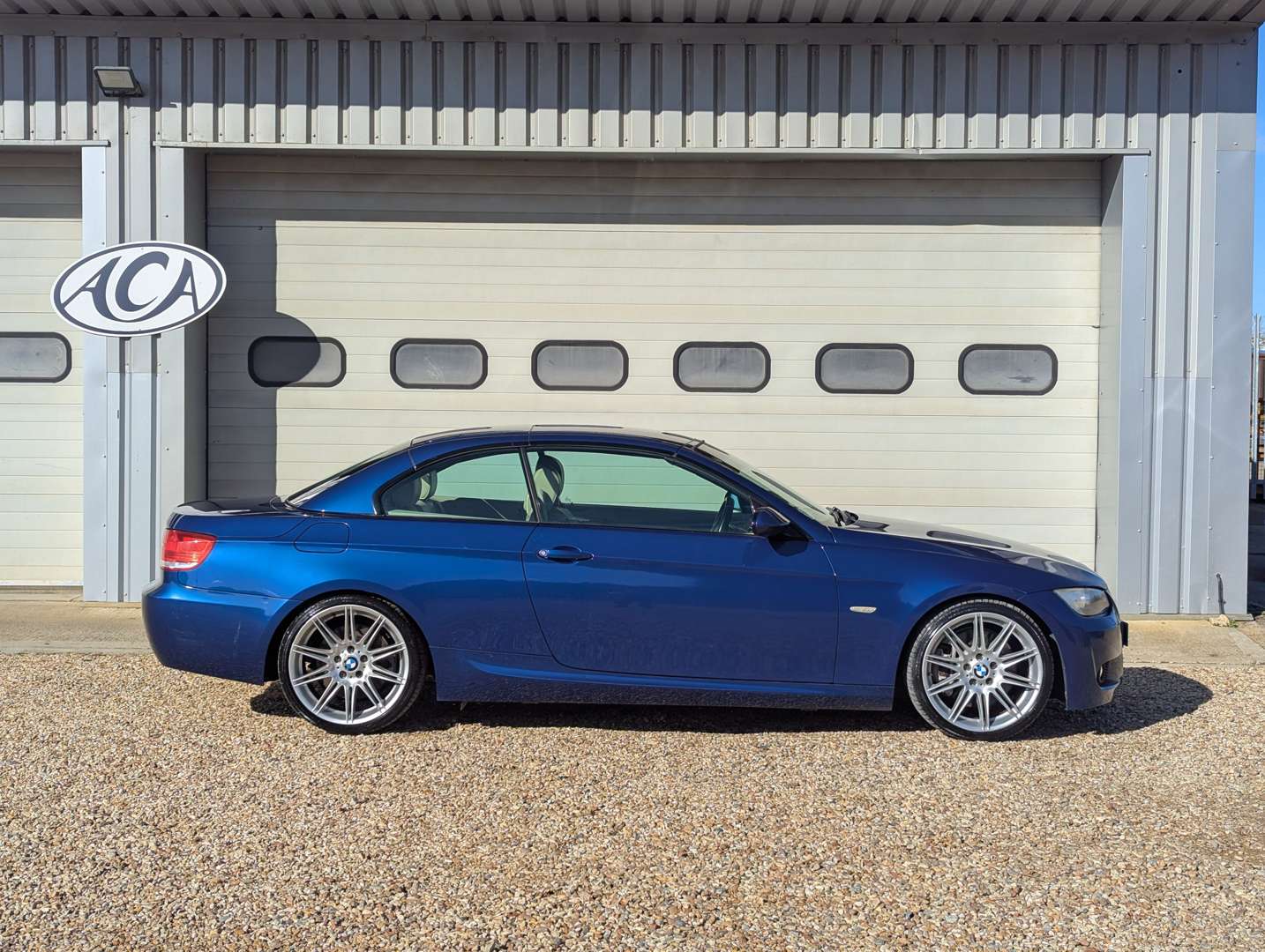 <p>2007 BMW 330I E93 M SPORT CONVERTIBLE AUTO</p>