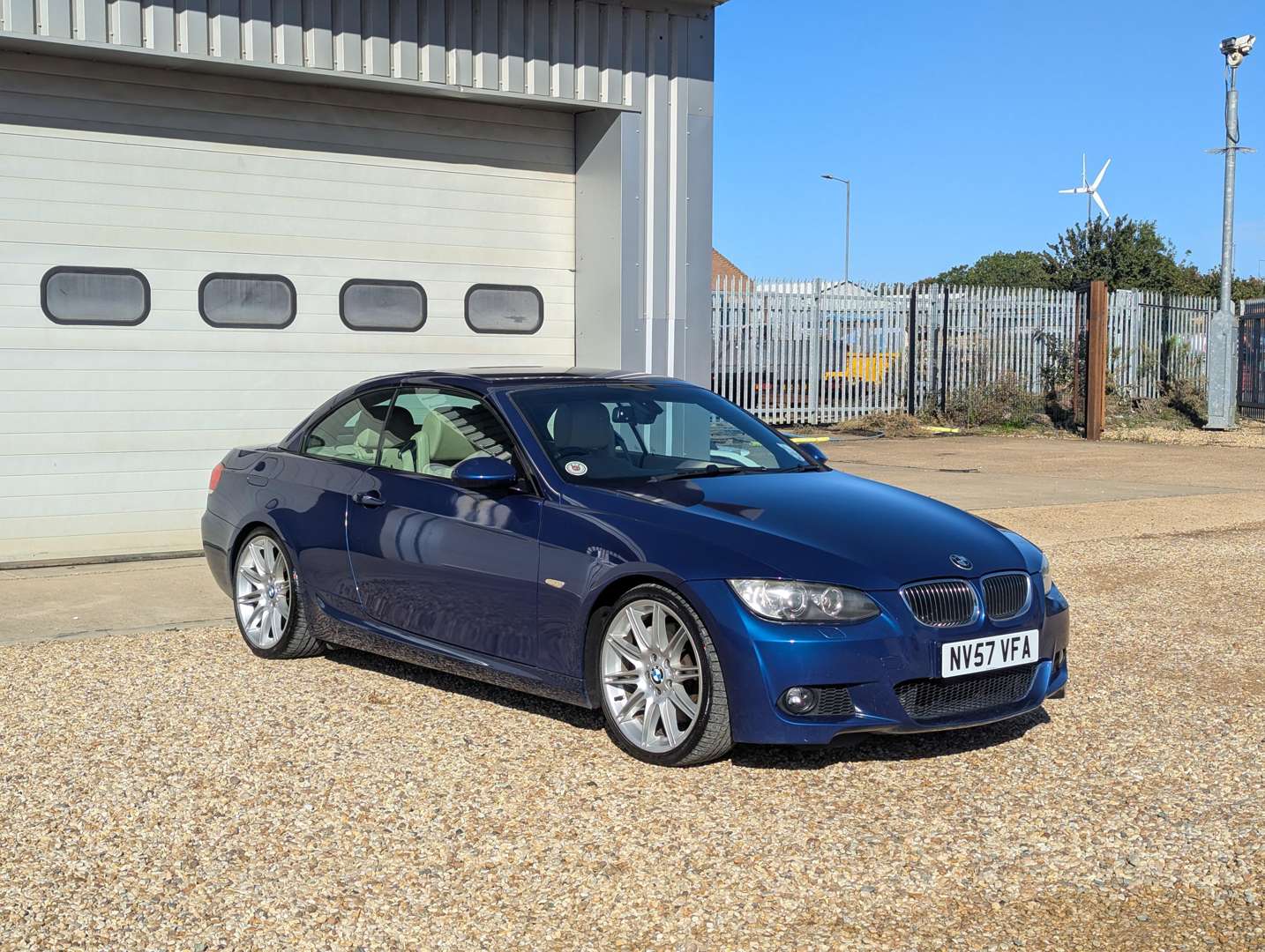 <p>2007 BMW 330I E93 M SPORT CONVERTIBLE AUTO</p>