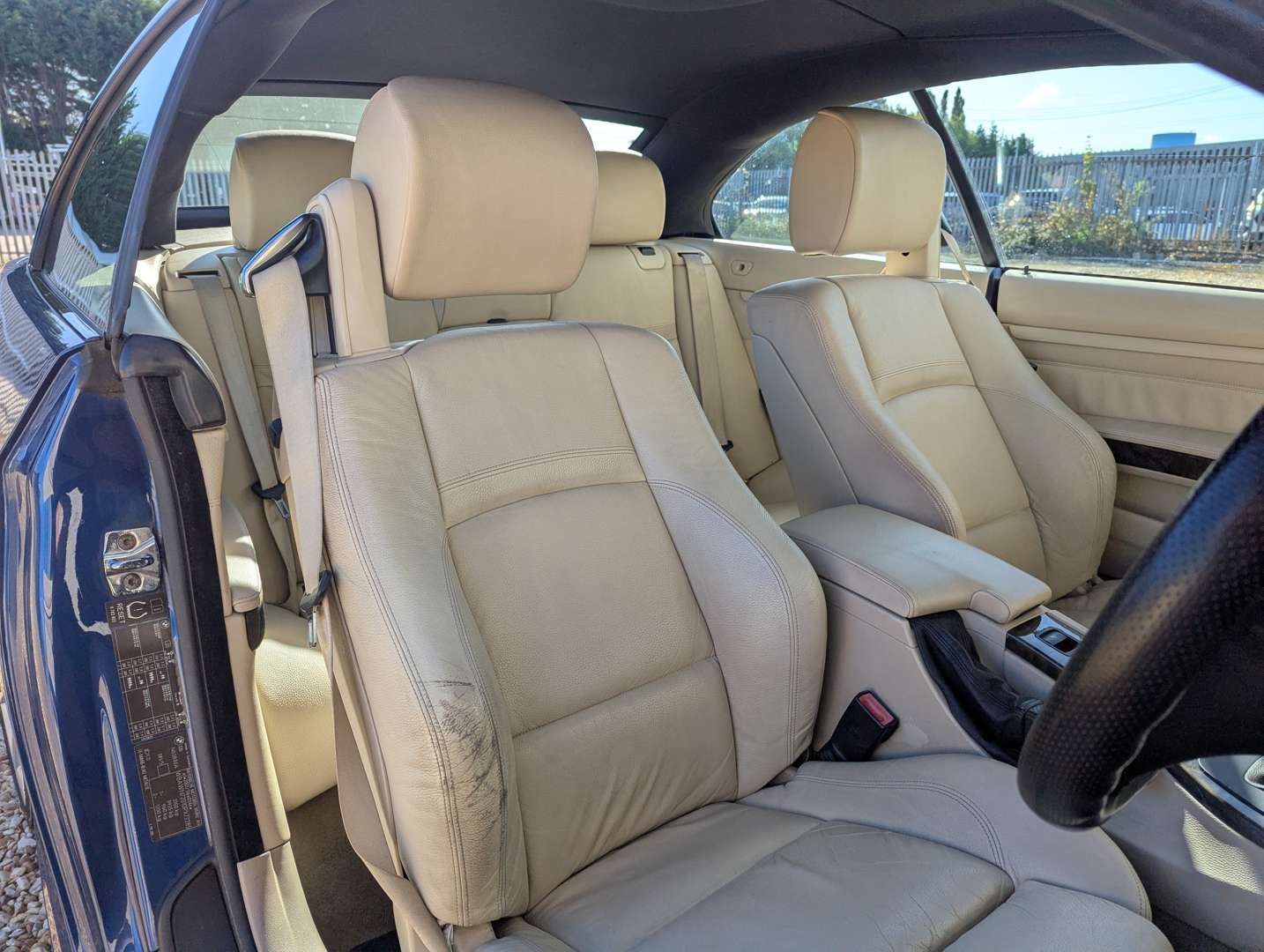 <p>2007 BMW 330I E93 M SPORT CONVERTIBLE AUTO</p>