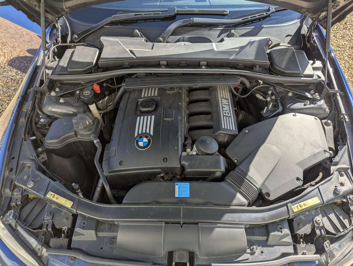 <p>2007 BMW 330I E93 M SPORT CONVERTIBLE AUTO</p>
