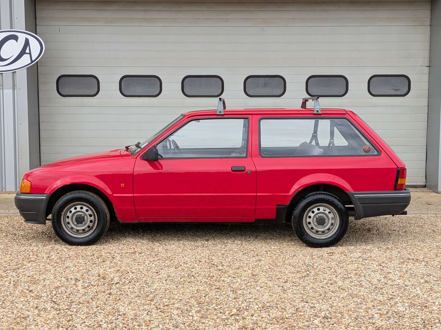 <p>1990 FORD ESCORT POPULAR ESTATE</p>