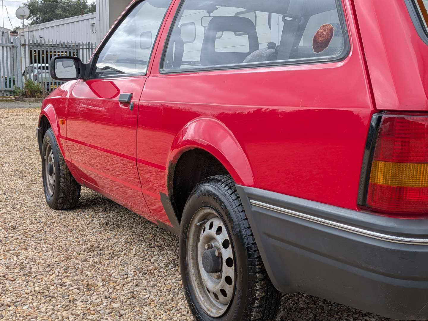 <p>1990 FORD ESCORT POPULAR ESTATE</p>