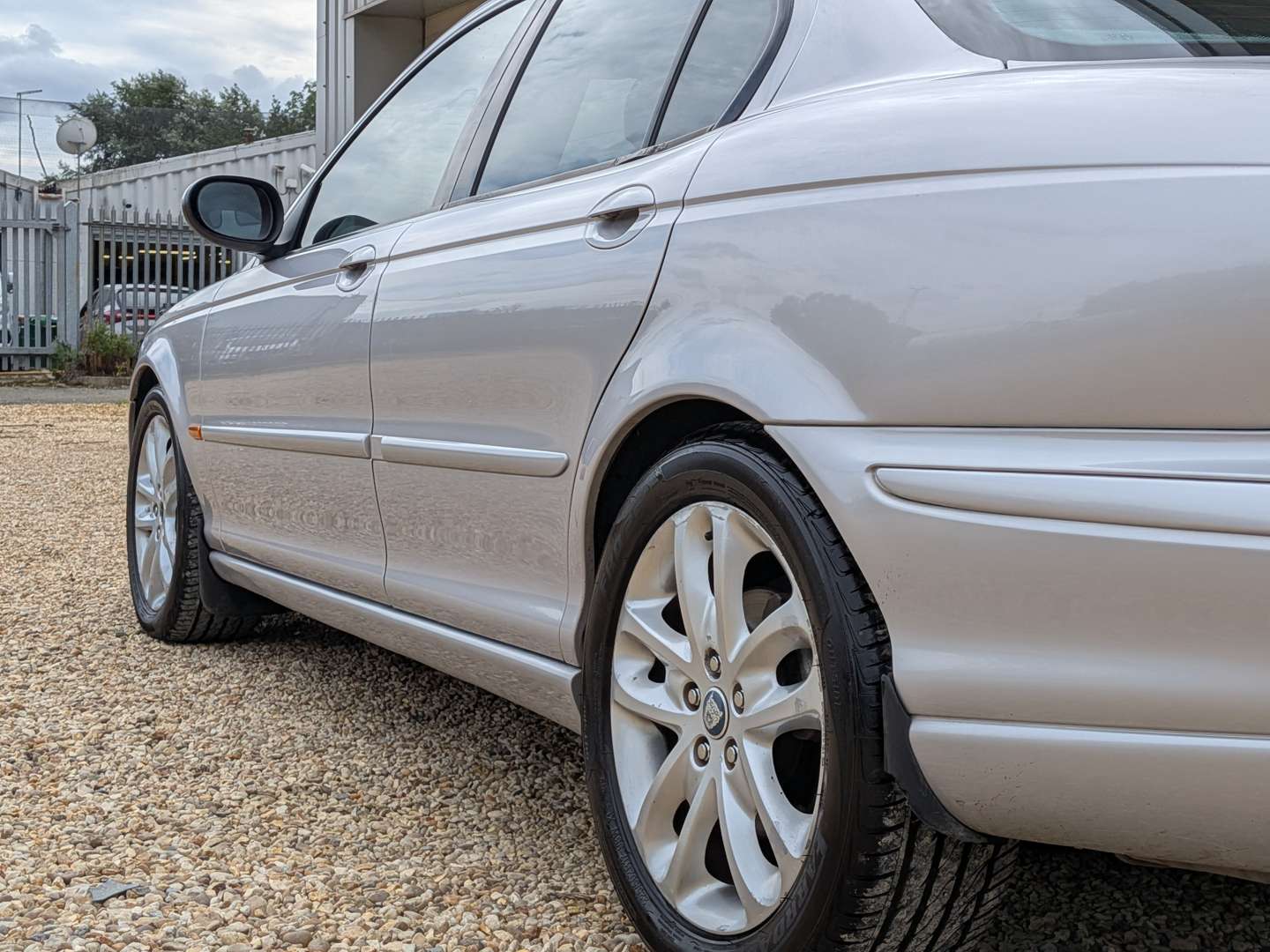 <p>2001 JAGUAR X-TYPE V6 SPORT AUTO</p>
