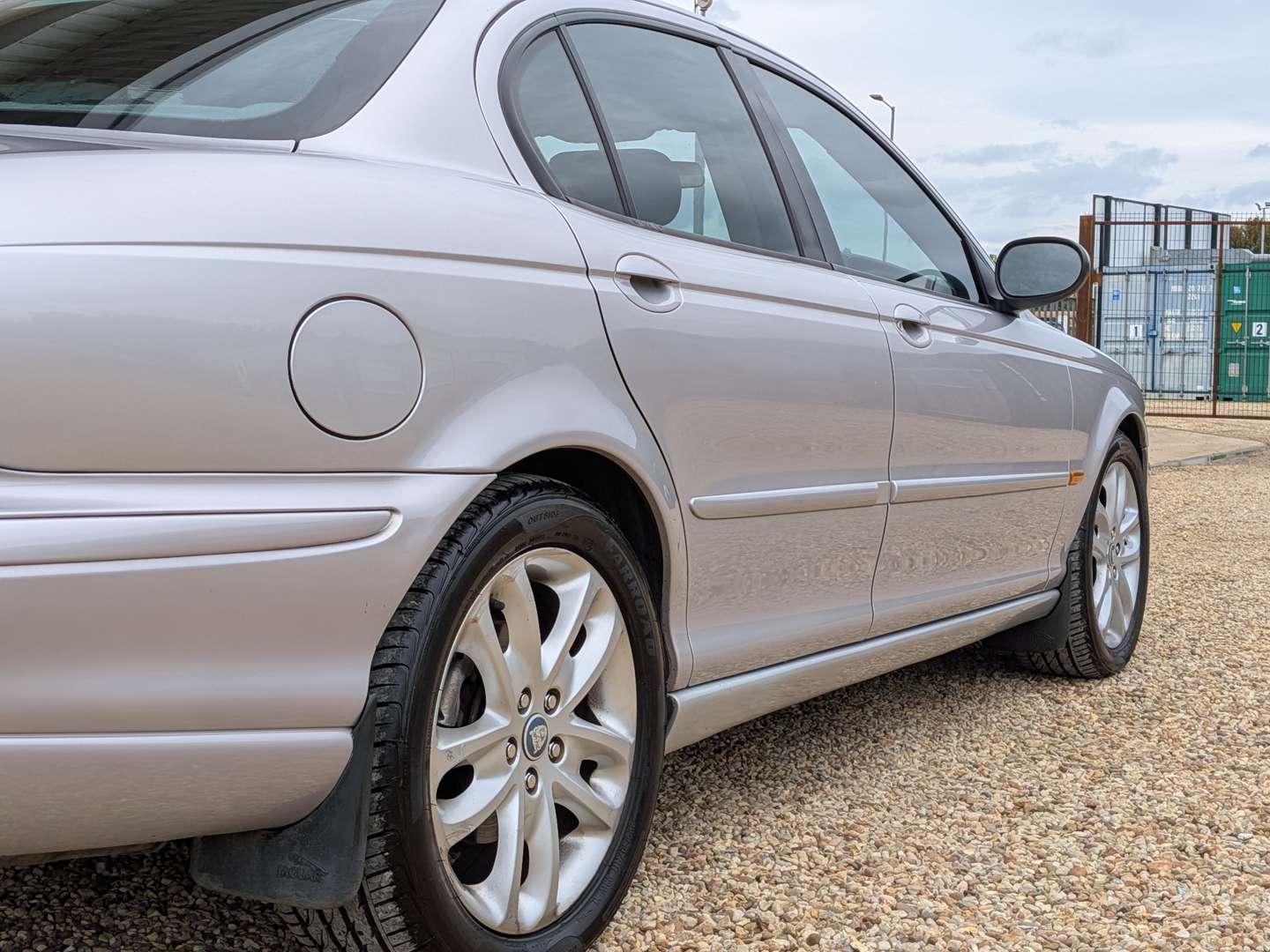 <p>2001 JAGUAR X-TYPE V6 SPORT AUTO</p>