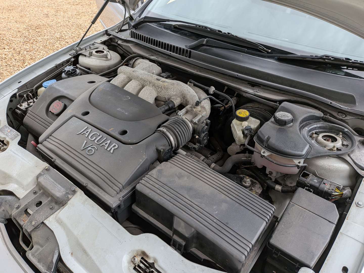 <p>2001 JAGUAR X-TYPE V6 SPORT AUTO</p>