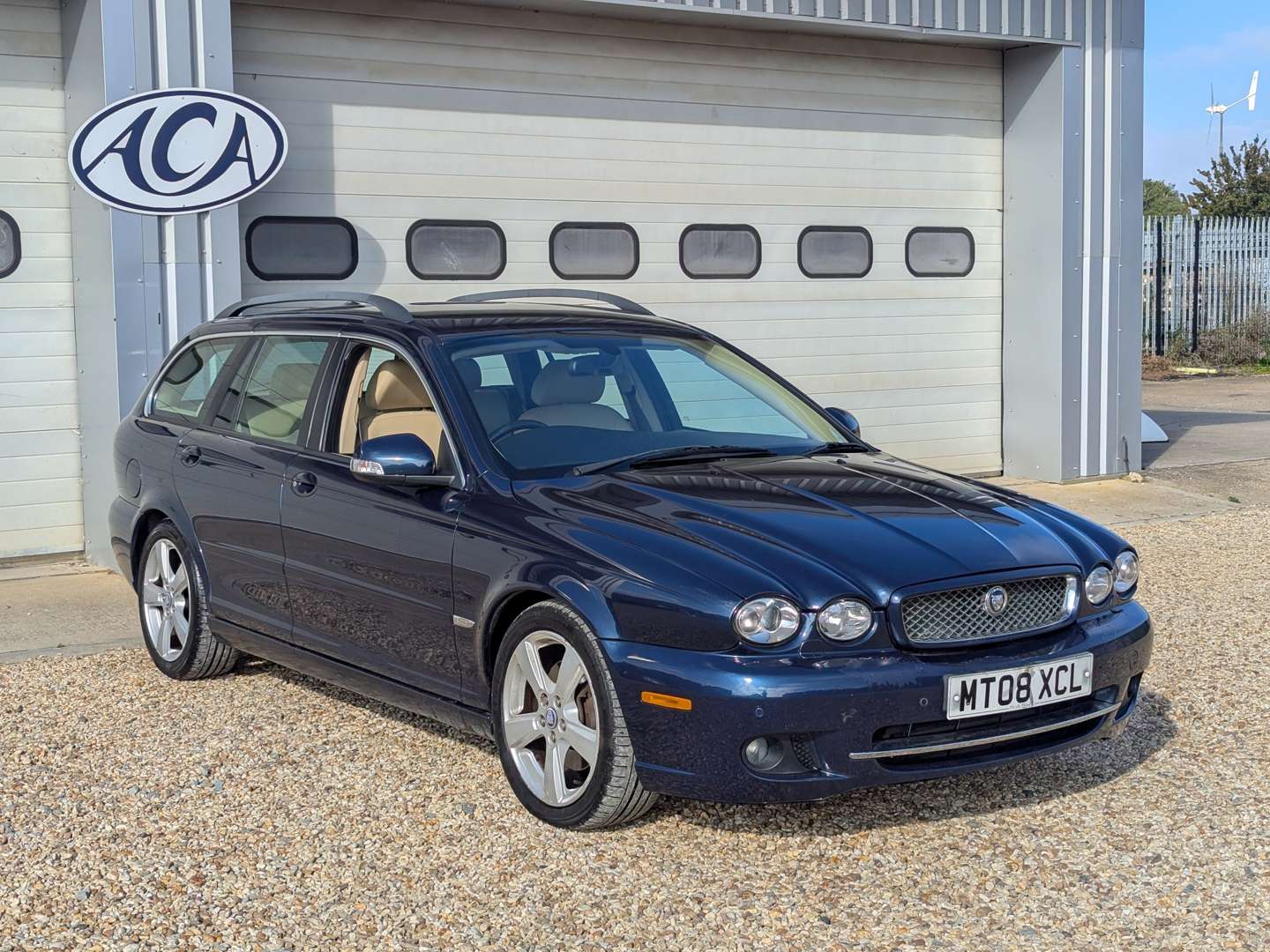 <p>2008 JAGUAR X-TYPE SE ESTATE</p>