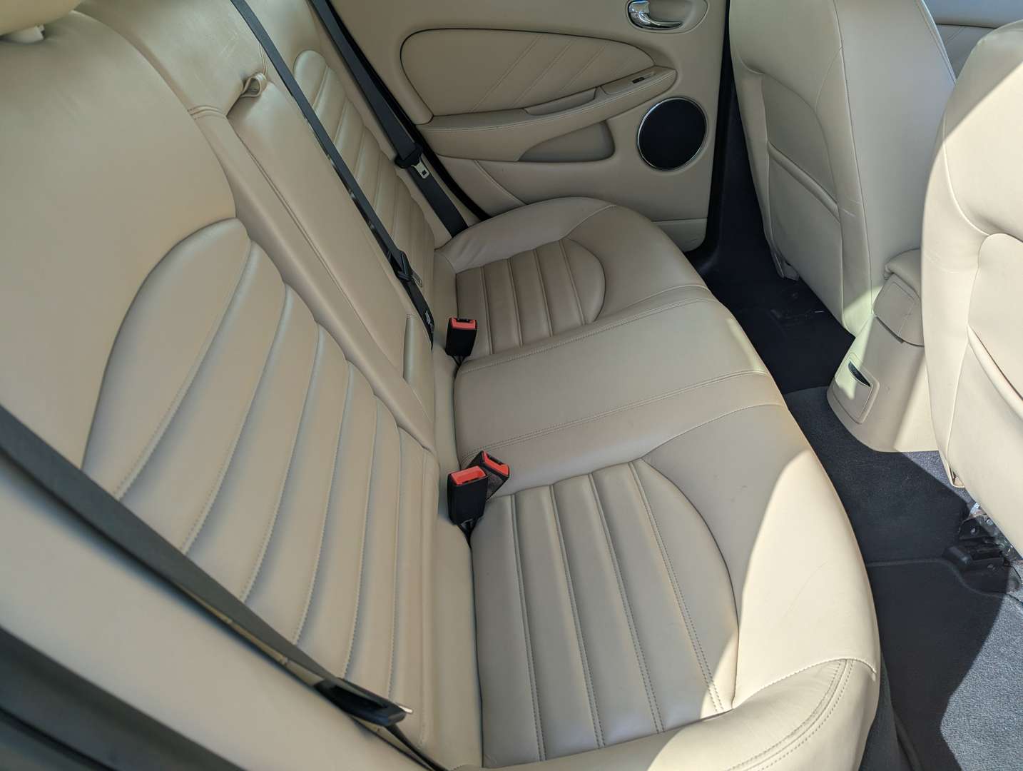 <p>2008 JAGUAR X-TYPE SE ESTATE</p>