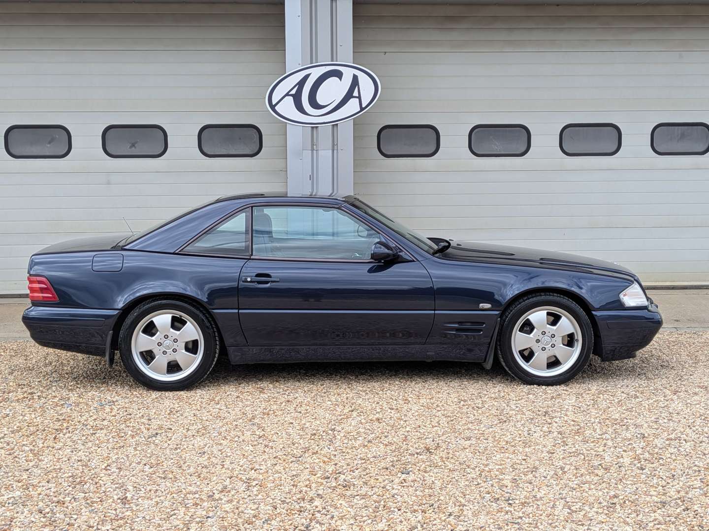 <p>1998 MERCEDES SL 320 R129 AUTO</p>