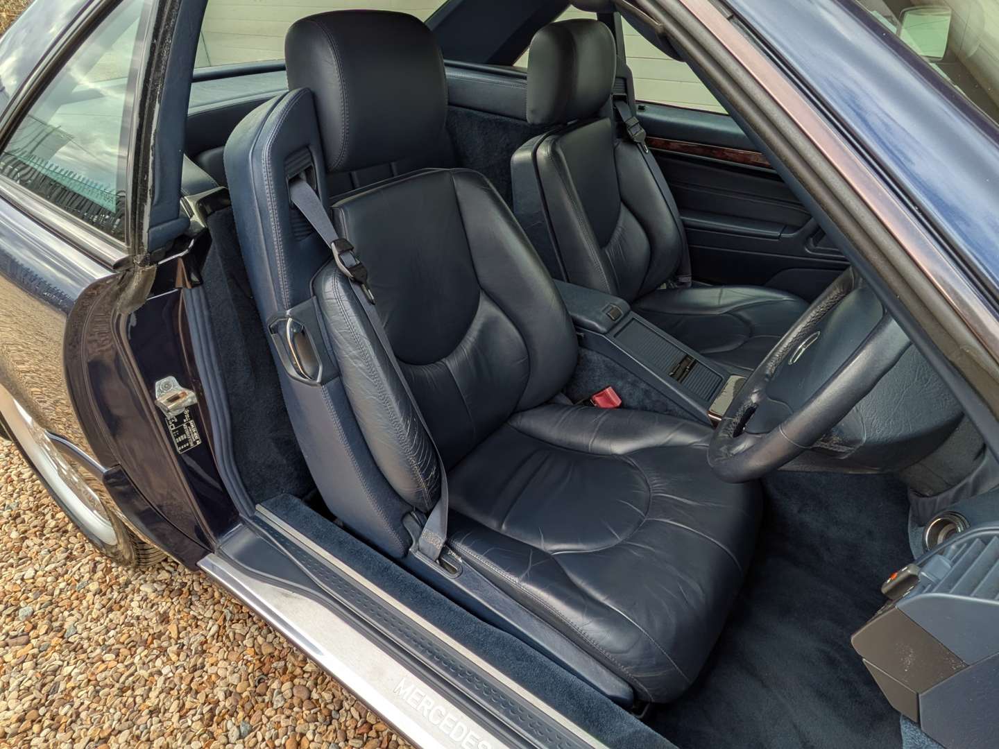 <p>1998 MERCEDES SL 320 R129 AUTO</p>