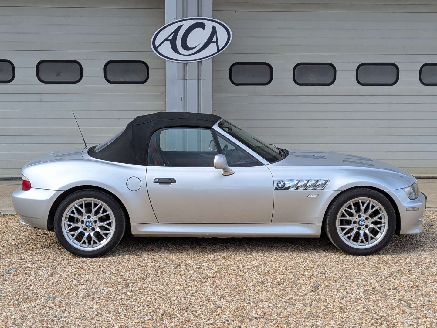 <p>2001 BMW Z3 SPORT ROADSTER</p>