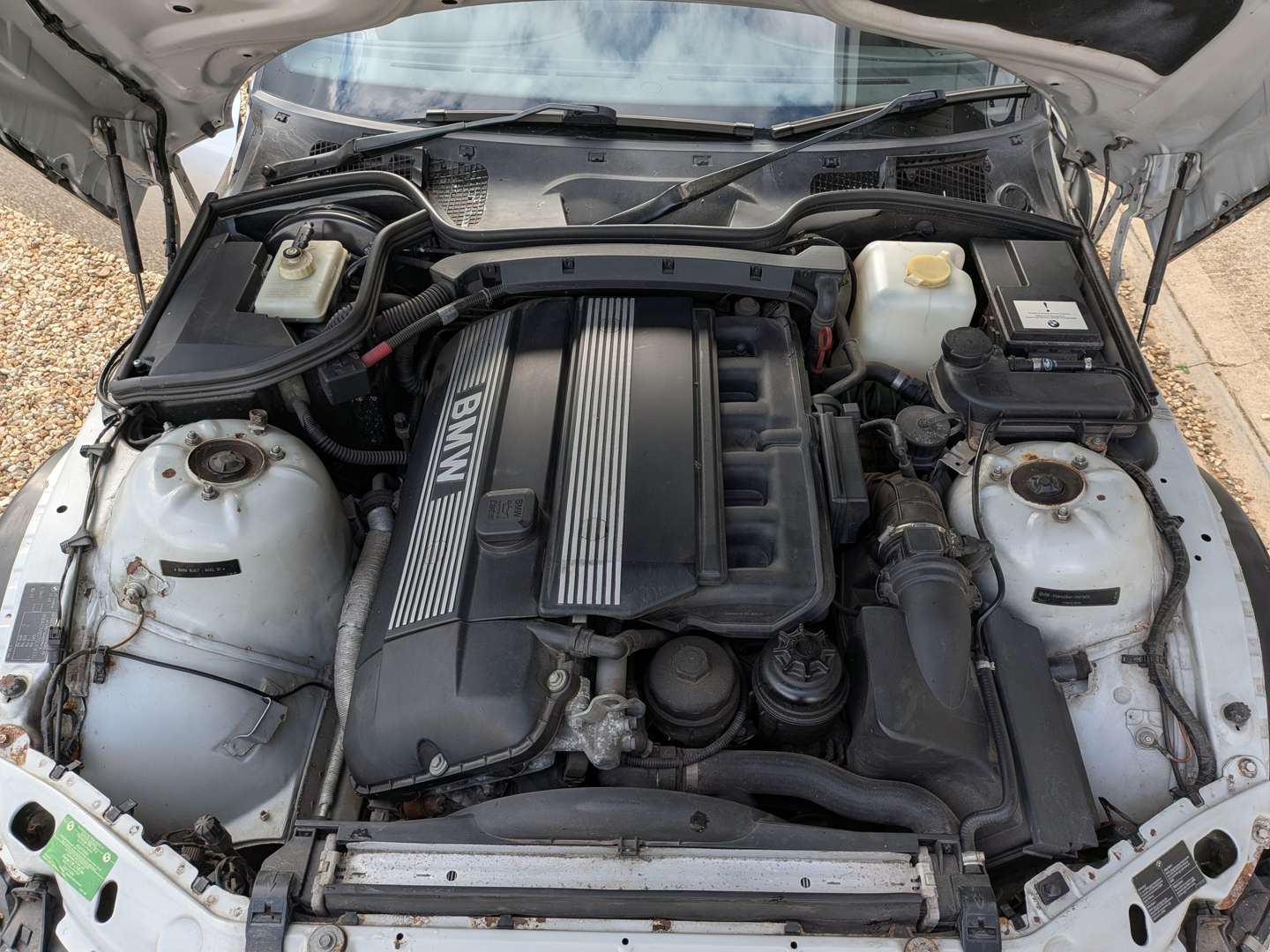 <p>2001 BMW Z3 SPORT ROADSTER</p>