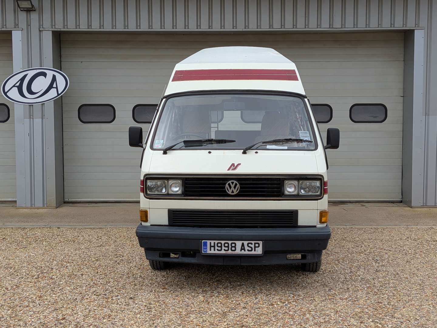 <p>1991 VW T25 MOTOR CARAVAN</p>