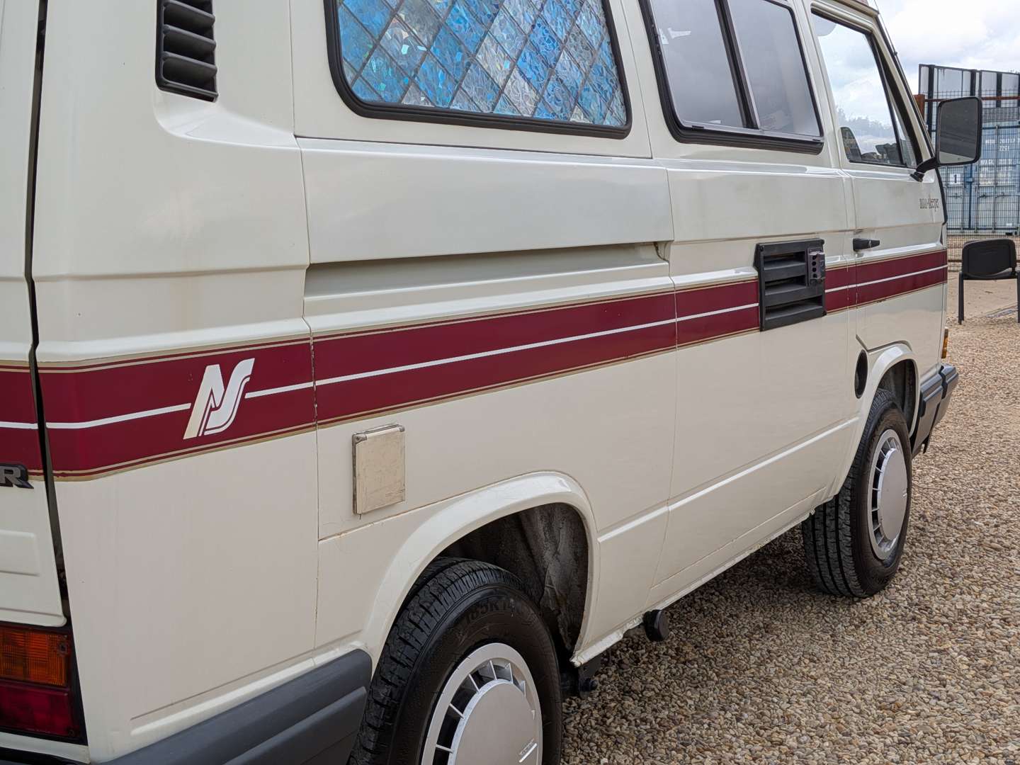 <p>1991 VW T25 MOTOR CARAVAN</p>