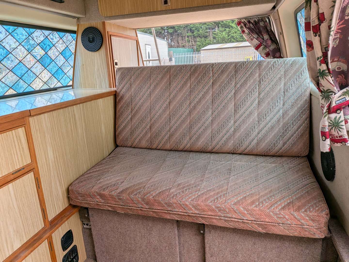 <p>1991 VW T25 MOTOR CARAVAN</p>