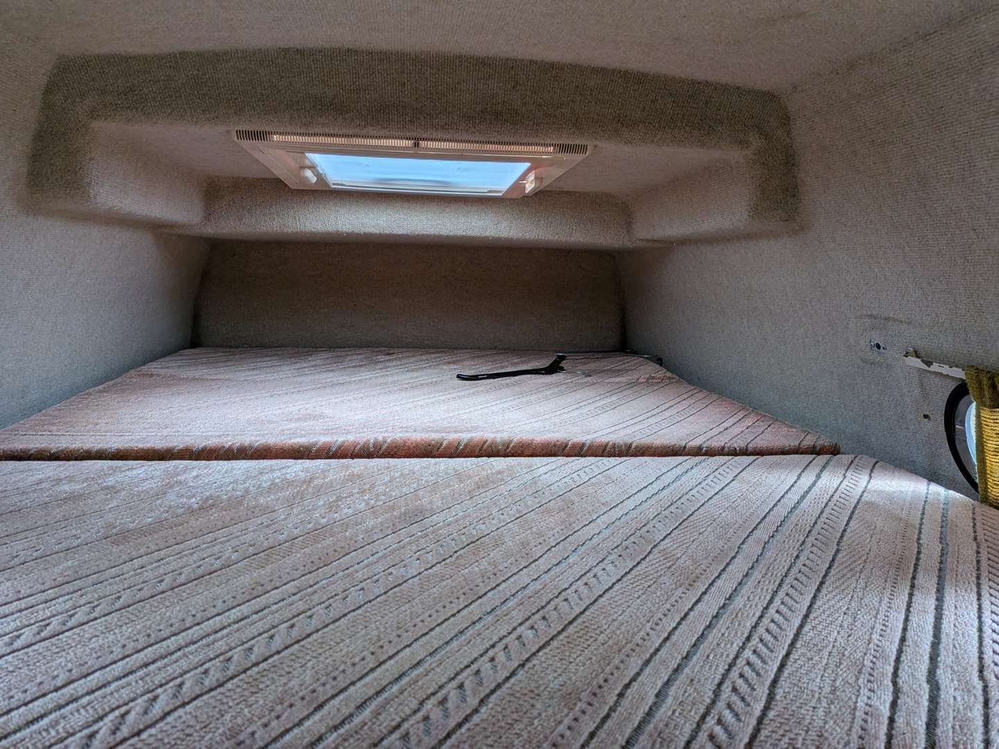 <p>1991 VW T25 MOTOR CARAVAN</p>