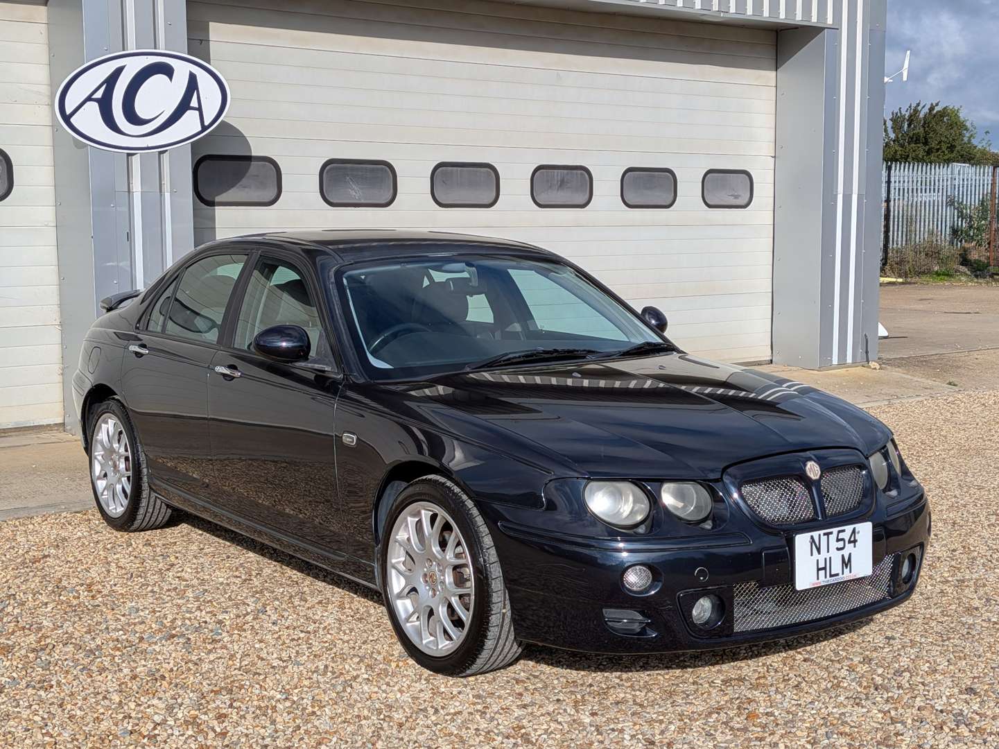 <p>2004 MG ZT 180</p>