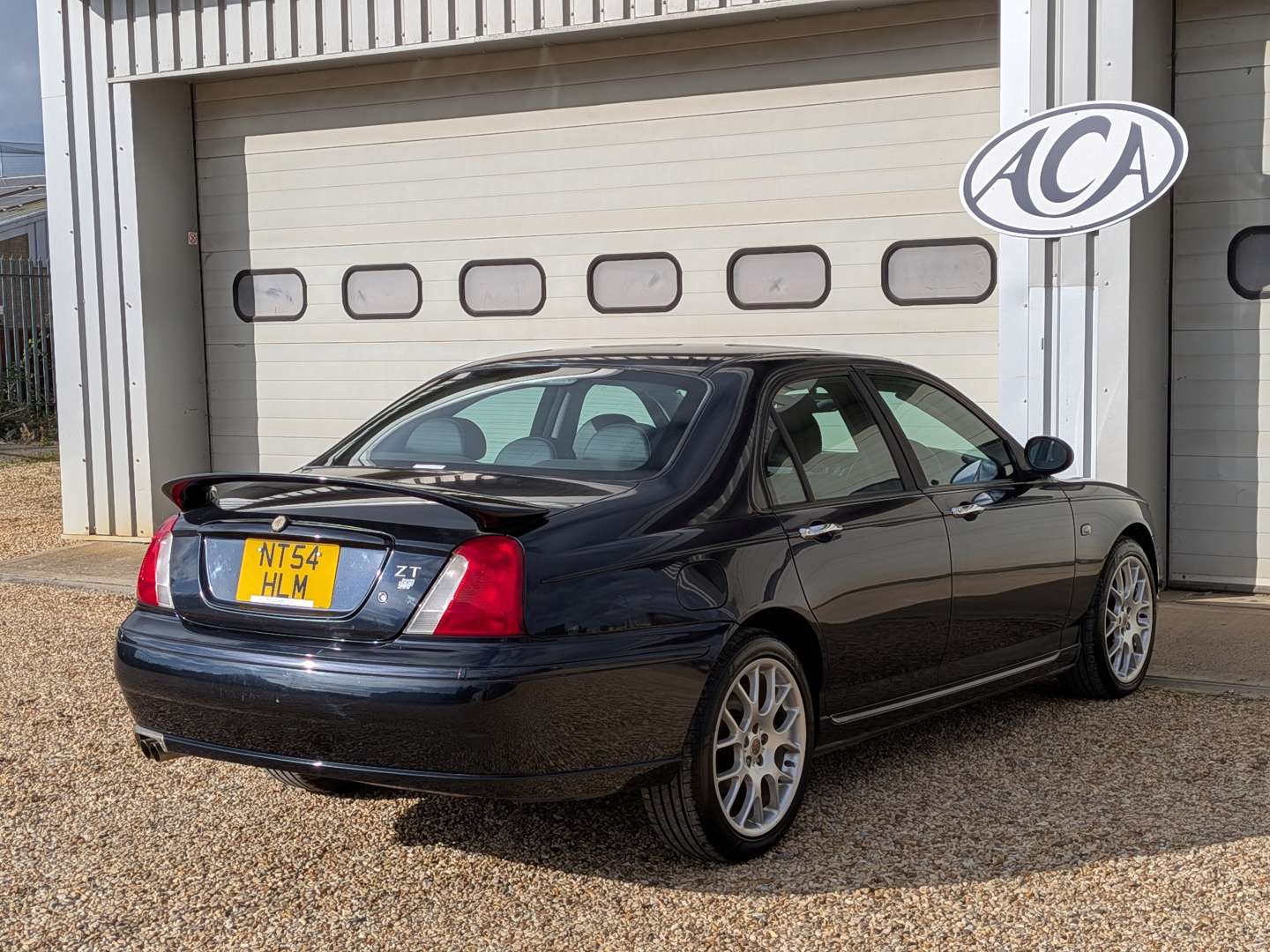 <p>2004 MG ZT 180</p>
