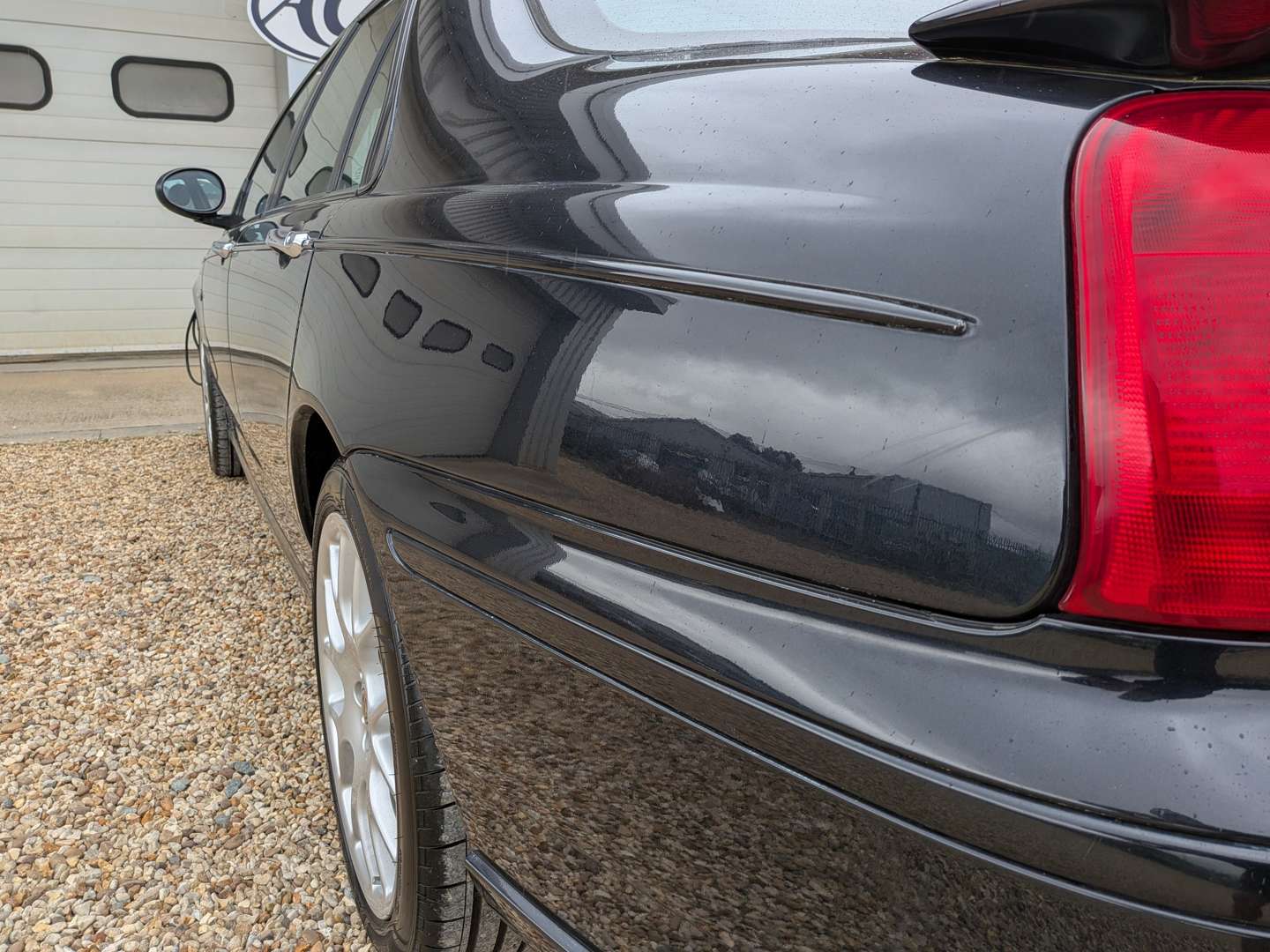 <p>2004 MG ZT 180</p>