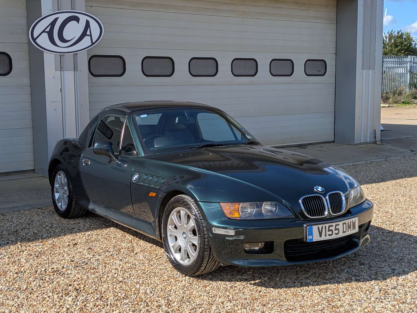 <p>1999 BMW Z3 2.8 ROADSTER</p>
