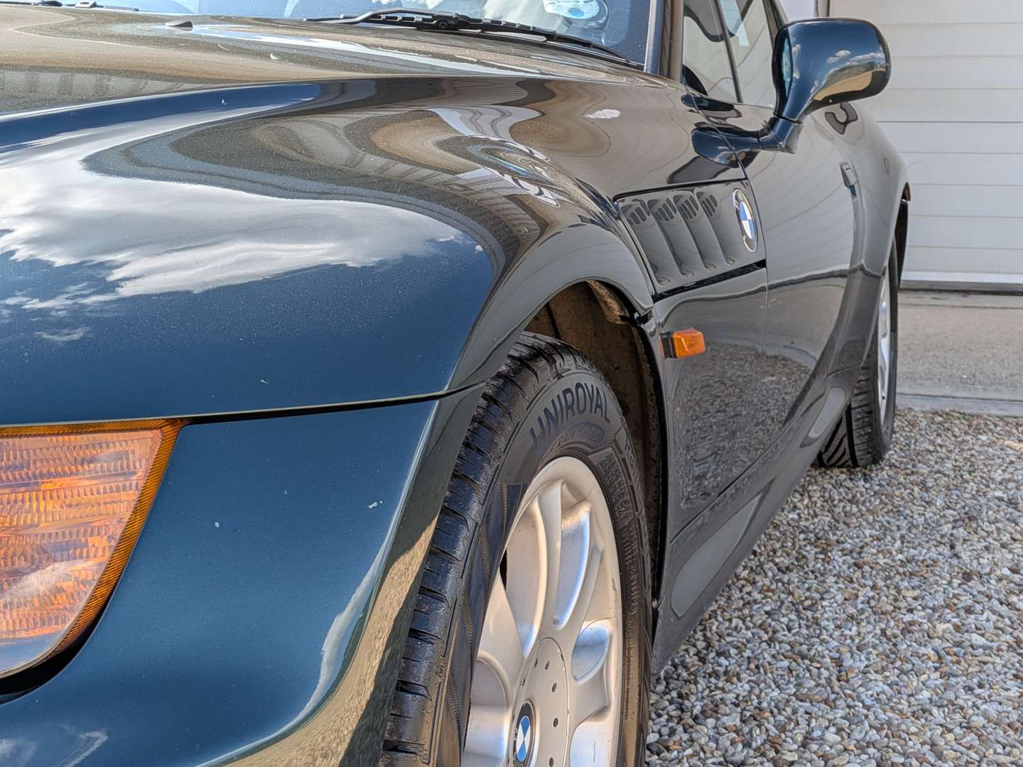 <p>1999 BMW Z3 2.8 ROADSTER</p>