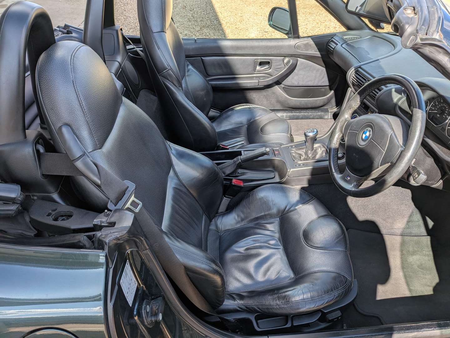 <p>1999 BMW Z3 2.8 ROADSTER</p>