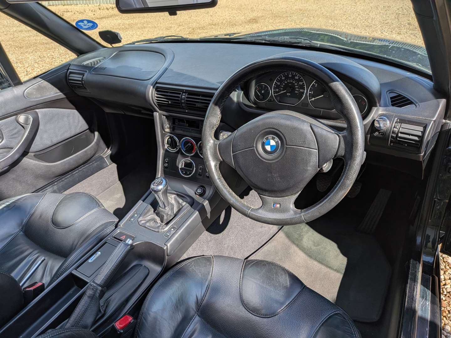 <p>1999 BMW Z3 2.8 ROADSTER</p>