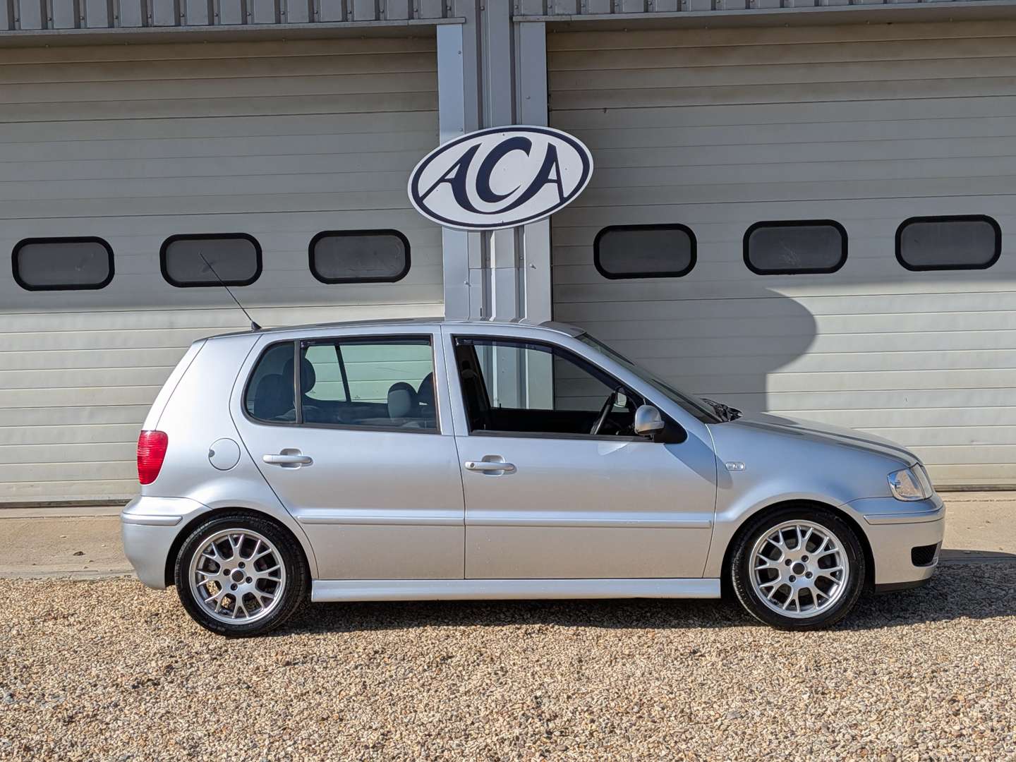 <p>2001 VW POLO SE</p>