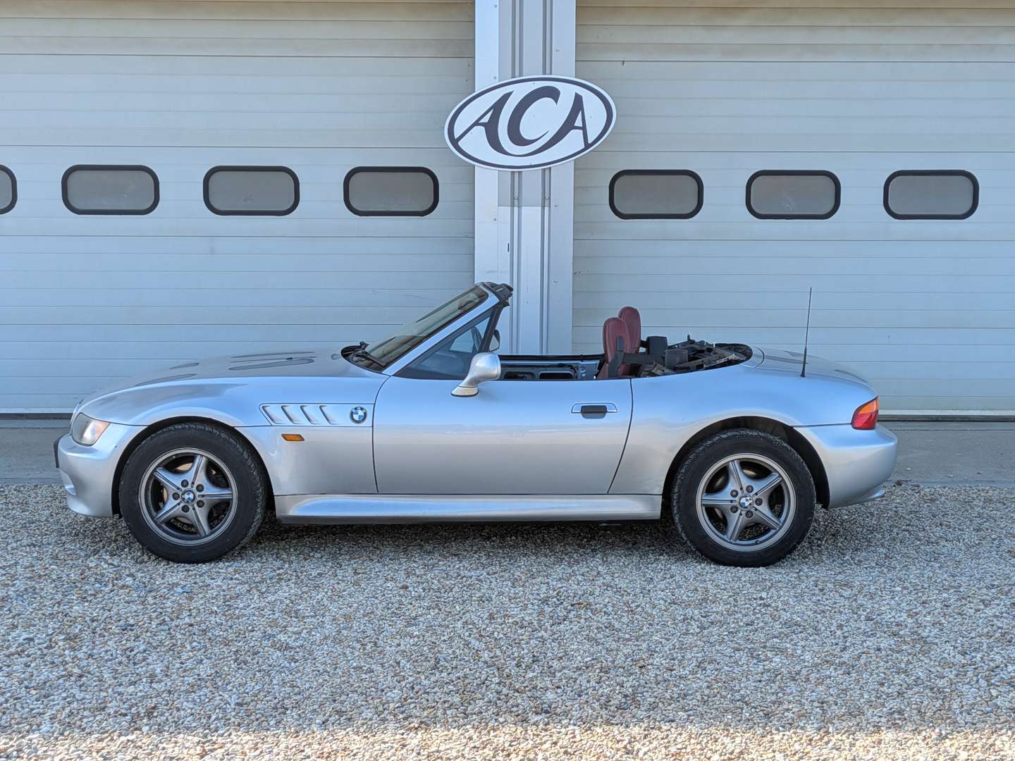 <p>1997 BMW Z3 1.9 ROADSTER</p>