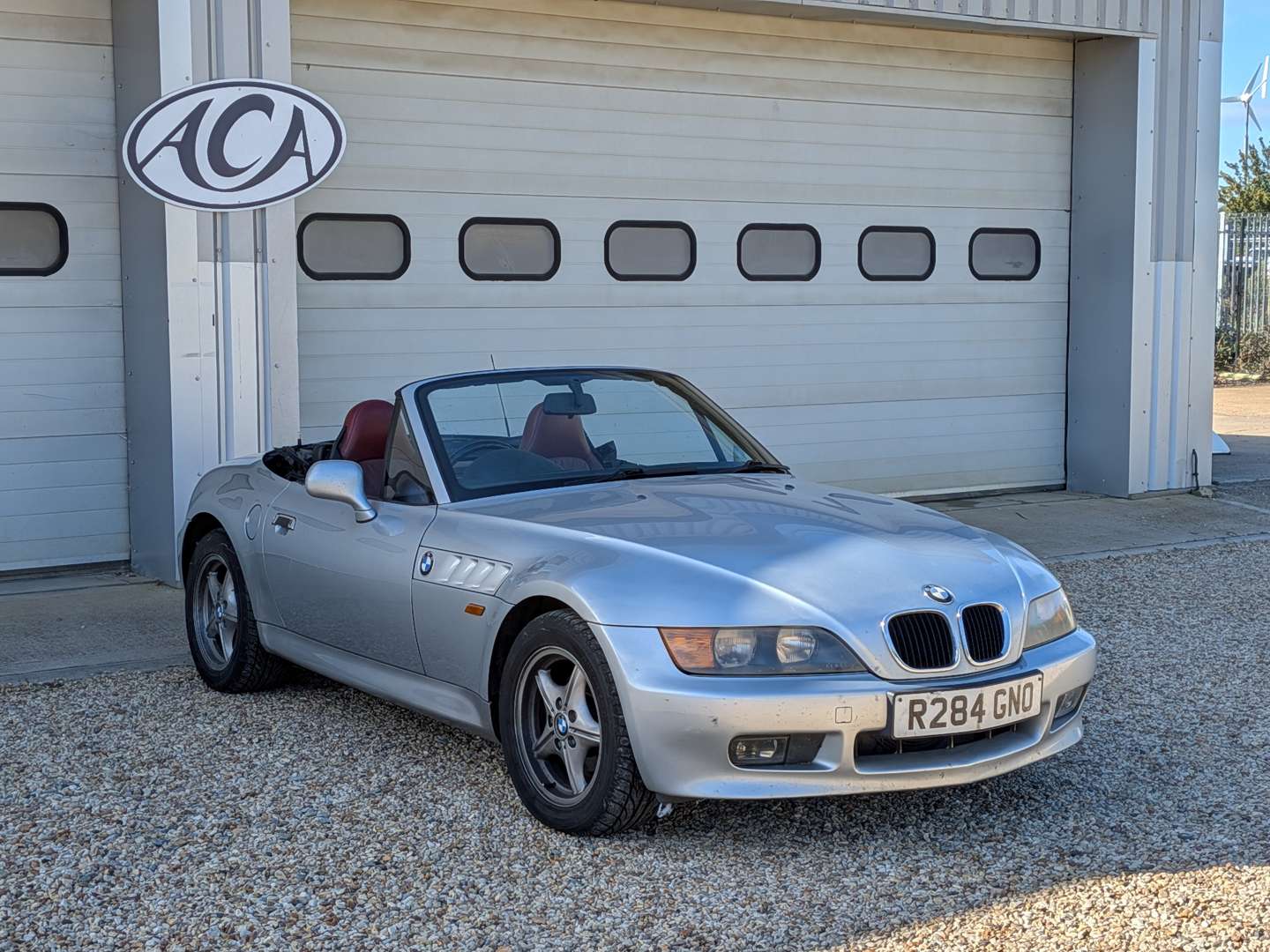 <p>1997 BMW Z3 1.9 ROADSTER</p>