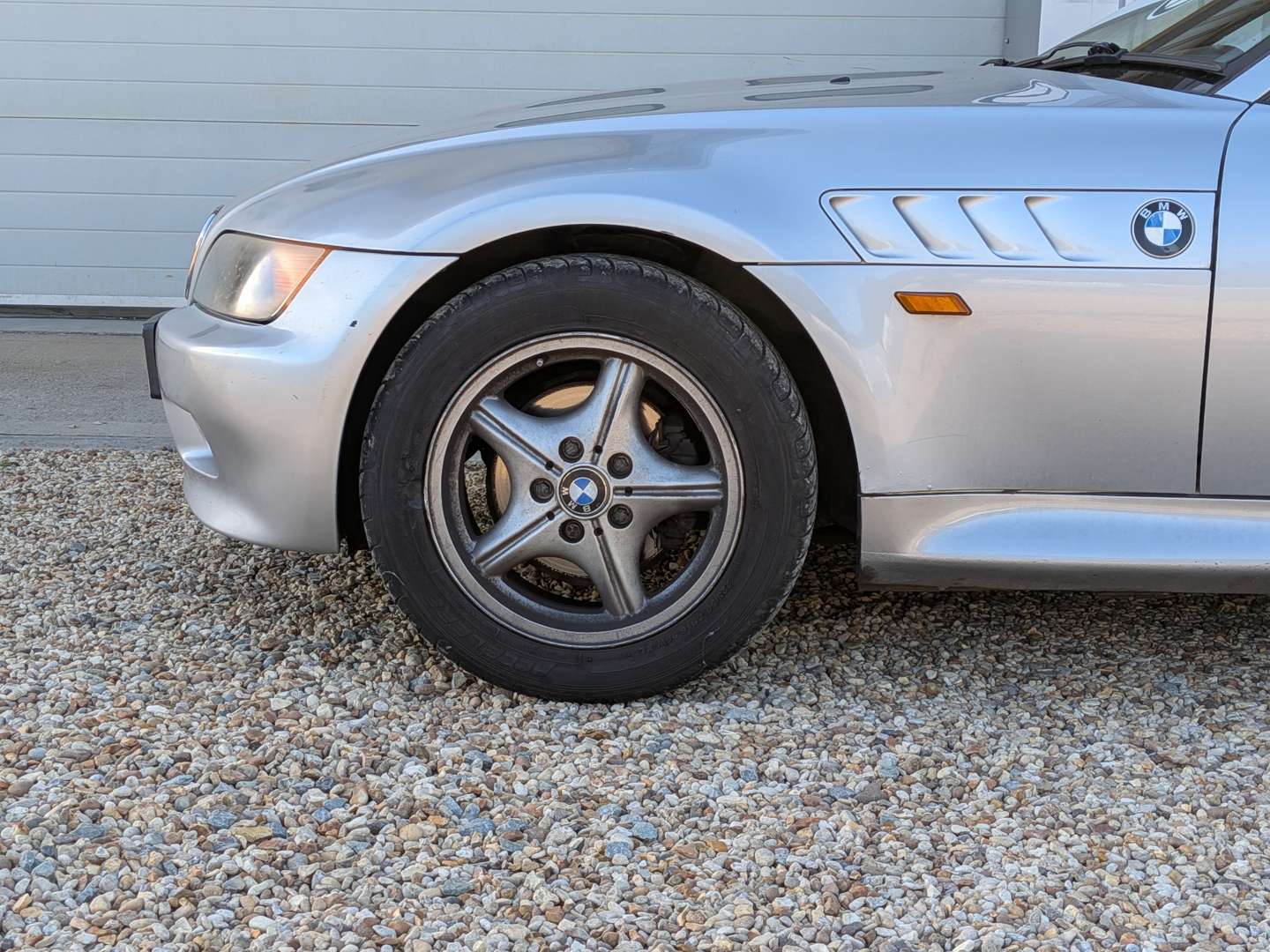 <p>1997 BMW Z3 1.9 ROADSTER</p>