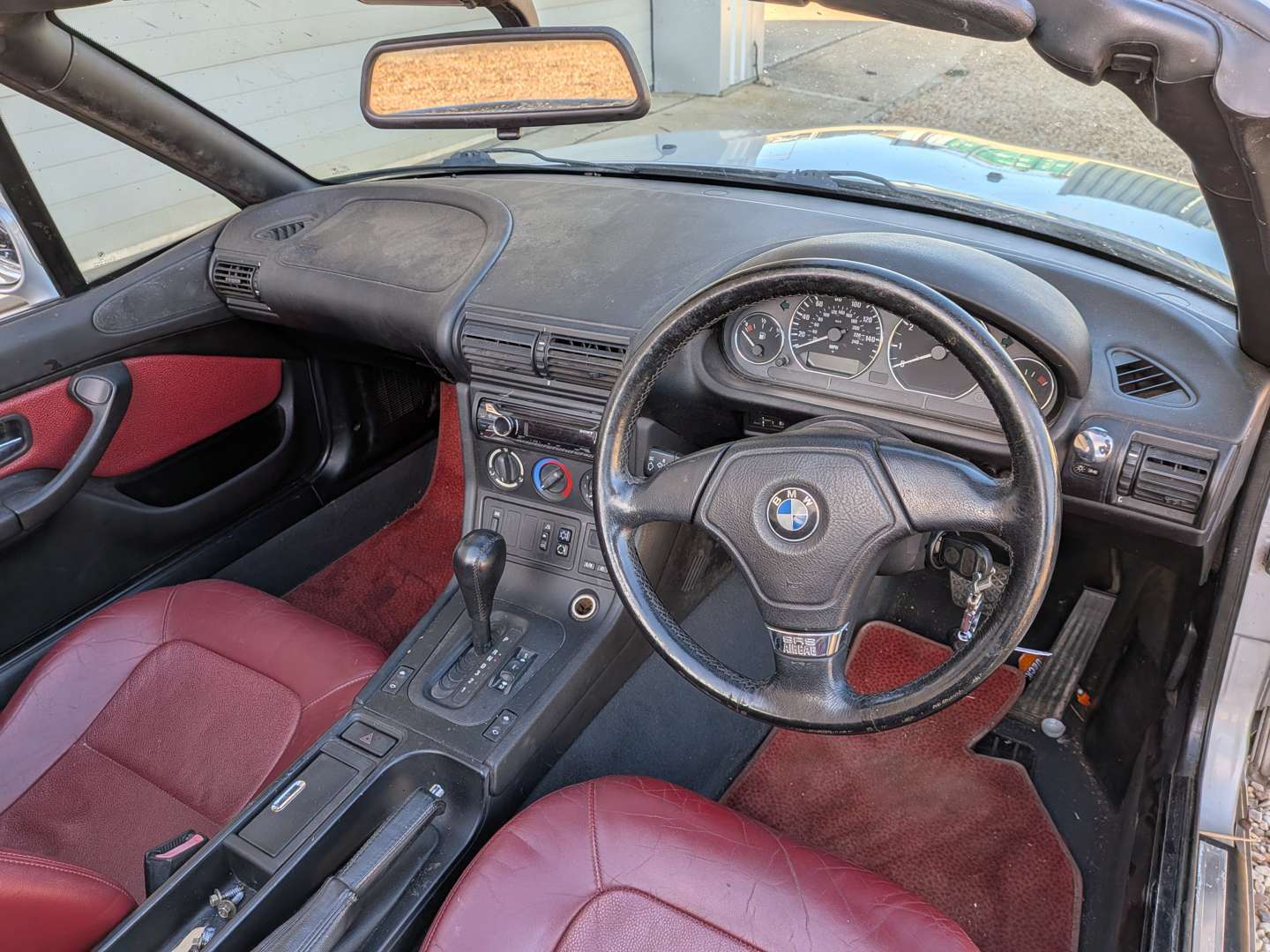 <p>1997 BMW Z3 1.9 ROADSTER</p>