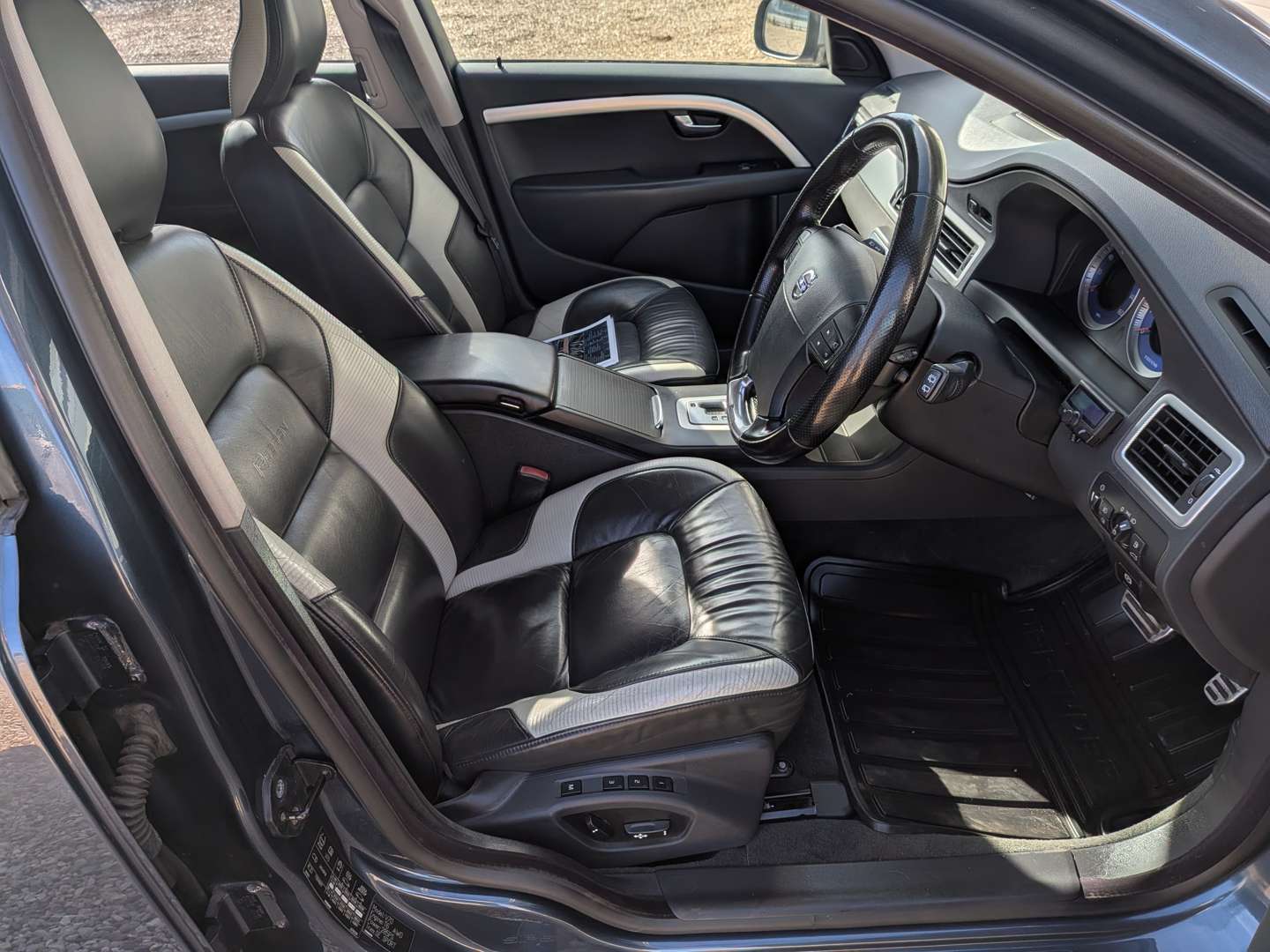 <p>2008 VOLVO V70 SE SPORT T6 AUTO 4X4</p>