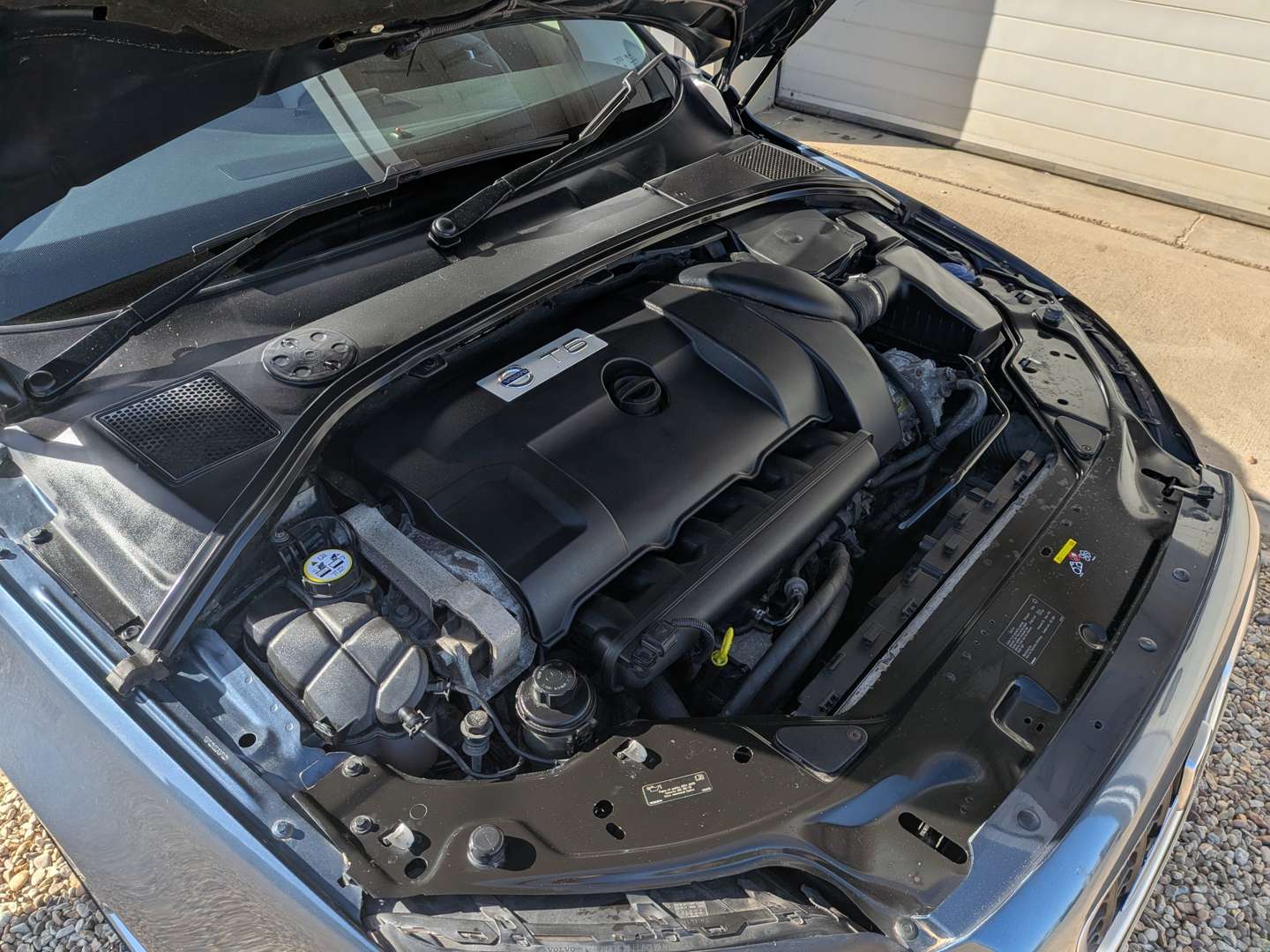 <p>2008 VOLVO V70 SE SPORT T6 AUTO 4X4</p>