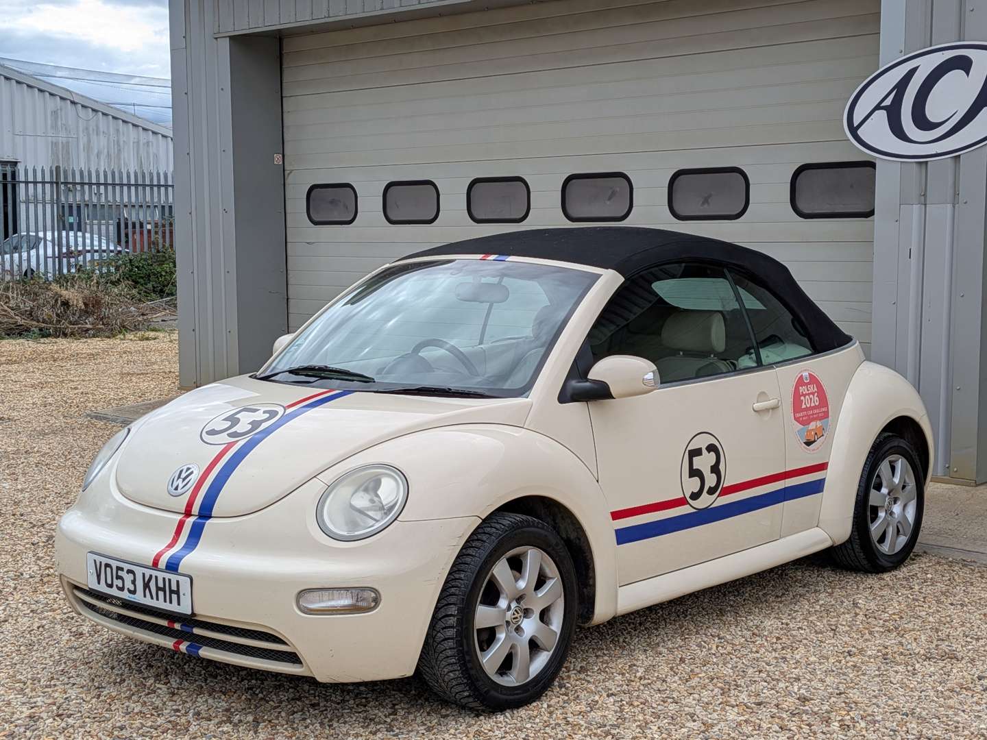 <p>2003 VW BEETLE CABRIOLET</p>