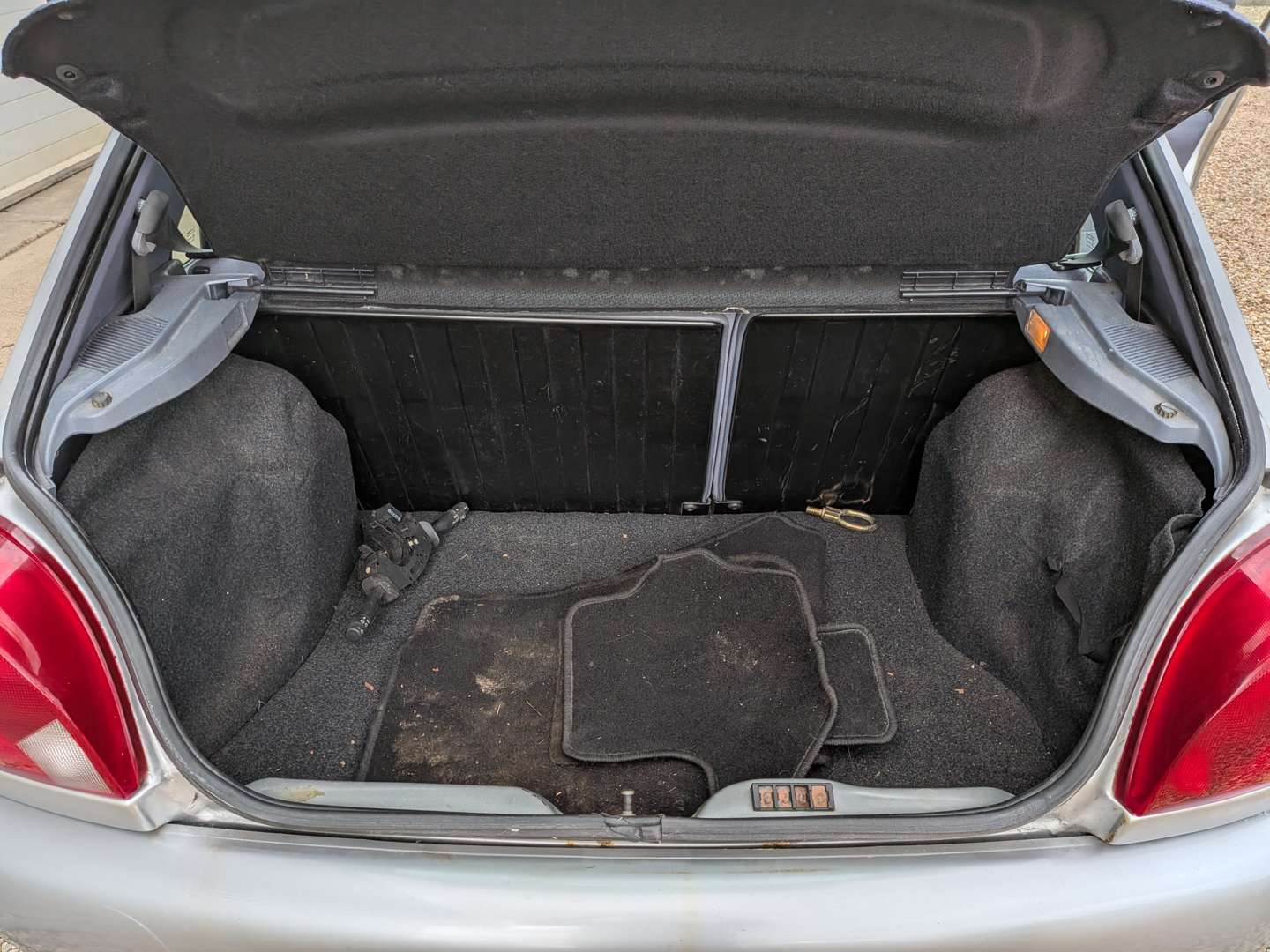 <p>1998 FORD FIESTA GHIA X</p>