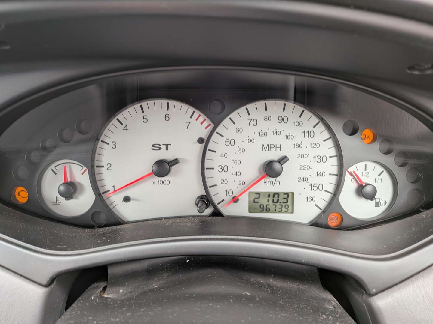<p>2003 FORD FOCUS ST170</p>