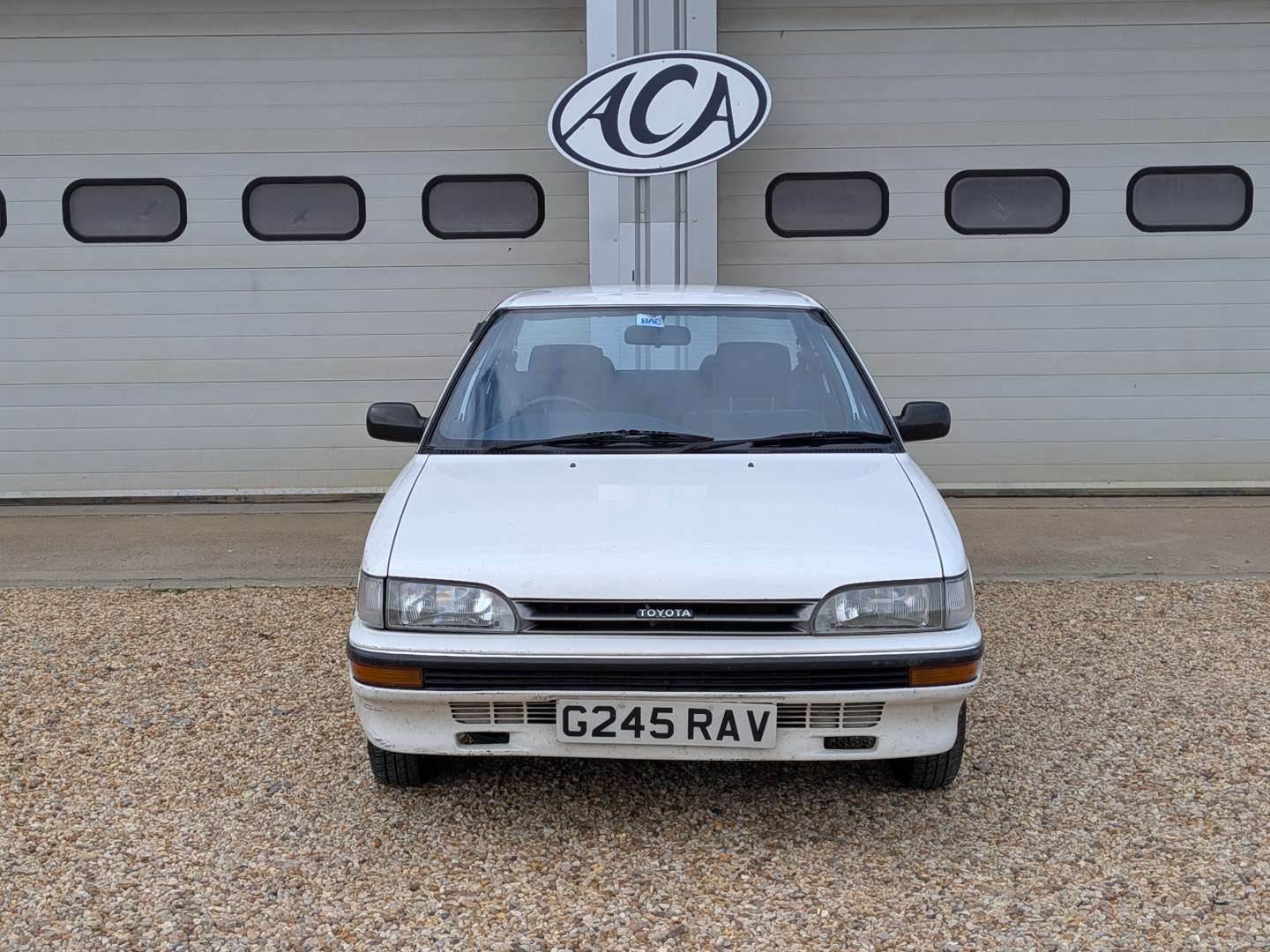 <p>1990 TOYOTA COROLLA GL - ONE OWNER FROM NEW</p>