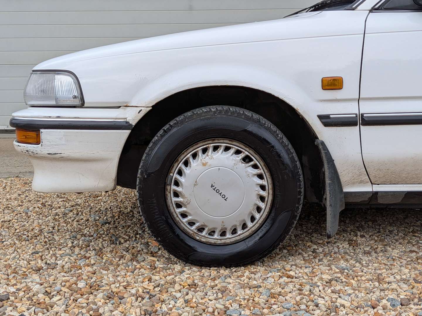 <p>1990 TOYOTA COROLLA GL - ONE OWNER FROM NEW</p>