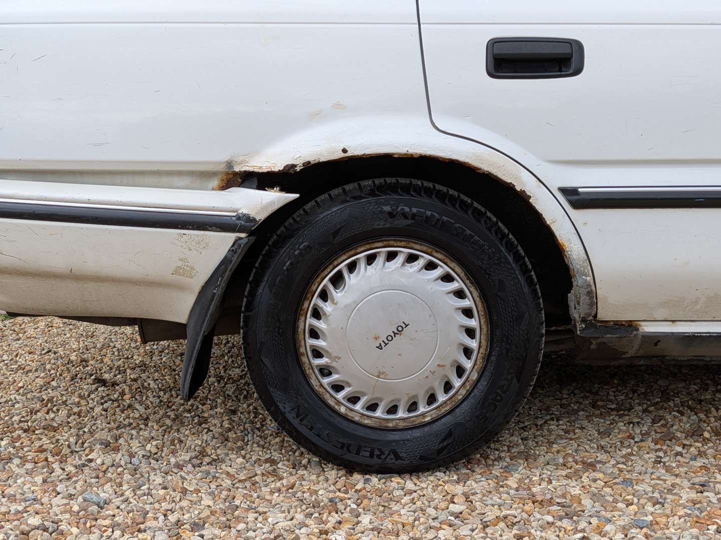<p>1990 TOYOTA COROLLA GL - ONE OWNER FROM NEW</p>