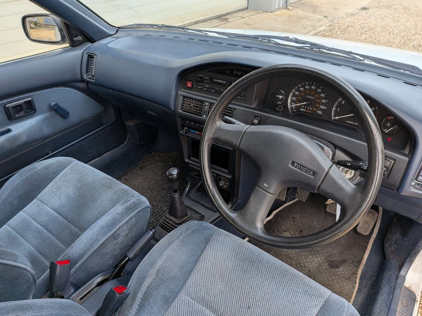 <p>1990 TOYOTA COROLLA GL - ONE OWNER FROM NEW</p>
