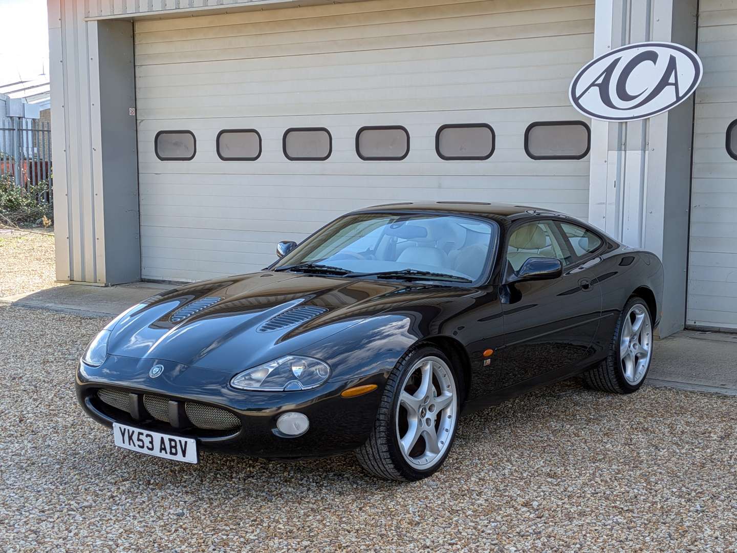<p>2004 JAGUAR XKR 4.2</p>